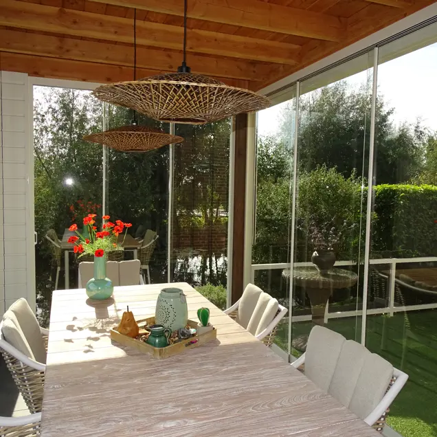 Aanbouw en gastenverblijf